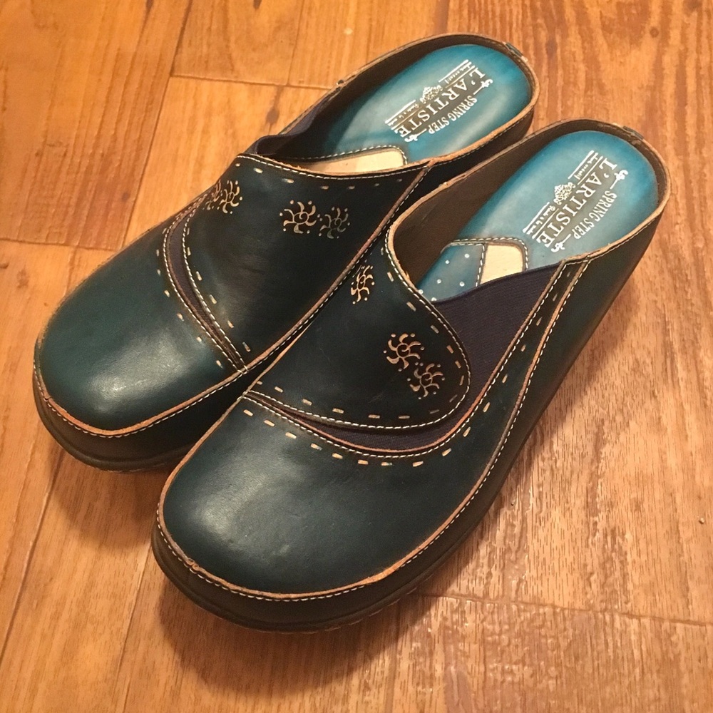 🦃 HOLIDAY SALE 🦃 - L’Artiste Mules - LIKE NEW